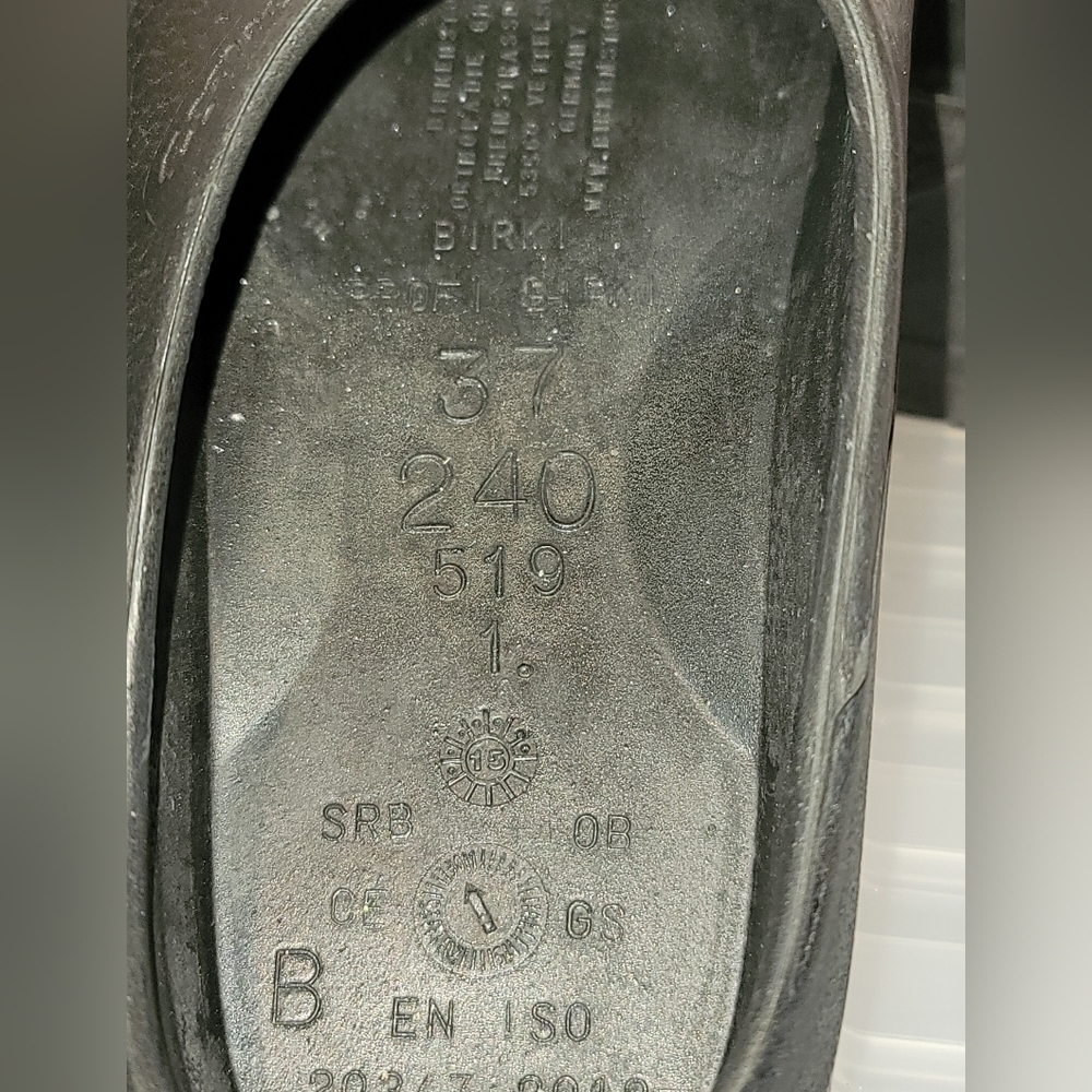 BIRKIS Birkenstock Slip Resistant Clogs - Picture 7 of 14